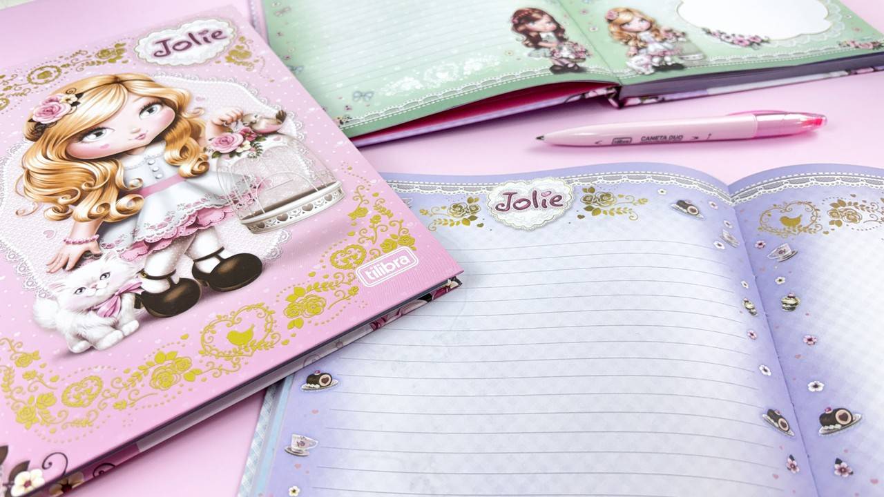 Caderno jolie rosa com bonequinha loira