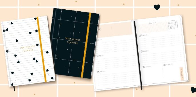 Capa e páginas do planner West Village em fundo claro.
